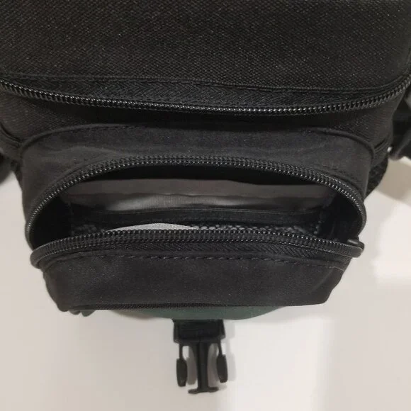 Lowepro Nova Micro AW Camera Shoulder Bag (Forest Green/Black), EUC - Picture 9 of 13